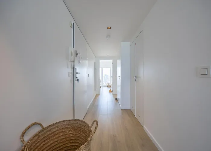 Lecomte - North Sea Lofts 102 Apartment *